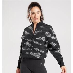 Gymshark Full Zip Track Jacket Adapt Camo Size Women’s Size S Black Workout